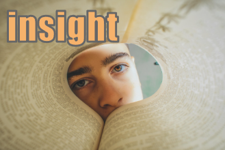 【語源も分かって、忘れない】英単語「insight」の意味と使い方・覚え方・文法解説【in-(中に)+sight(見ること)=内側を見通すこと】