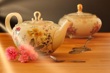 【語源も分かって、忘れない】英単語「endowment」の意味と使い方・覚え方・文法解説【en-(中に)+dow(与える)=中に与え入れること】