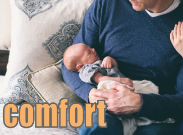 comfort 抱っこされて安心している赤ちゃん