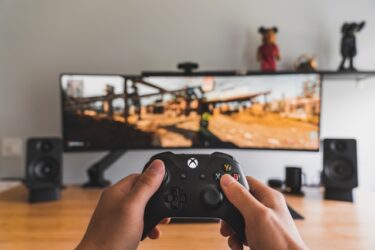 What Does Naisu Mean? ナイス in Japanese Gaming, Anime & Everyday Speech